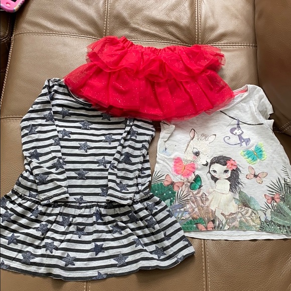 H&M girls Dress and t-shirt size 2-4 years - Picture 1 of 7